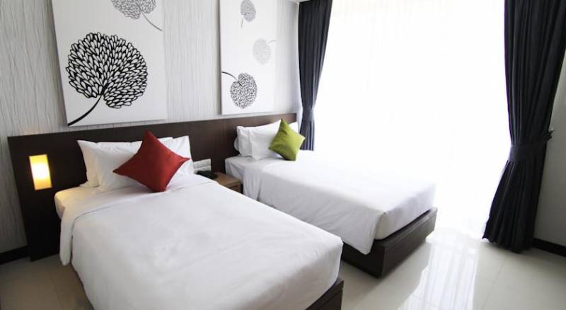 Eastin Easy Patong Phuket