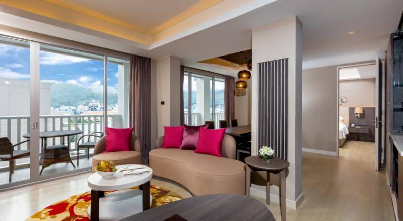 Grand Mercure Phuket Patong