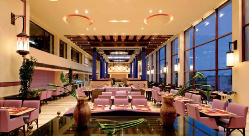 Grand Rotana Resort & Spa