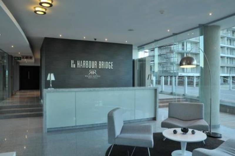 Harbour Bridge Hotel & Suites