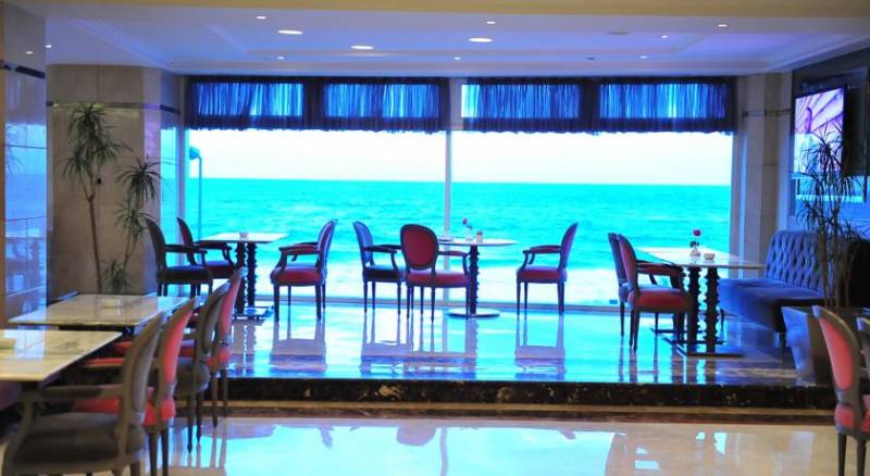 Hilton Alexandria Corniche