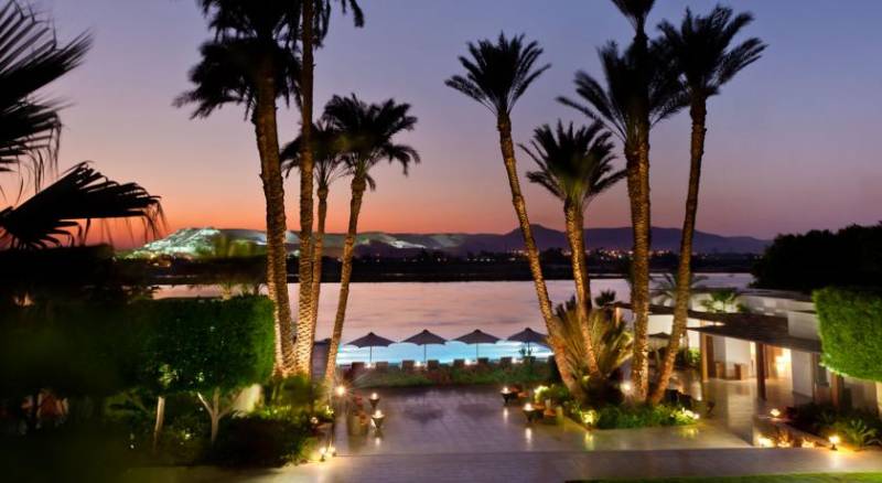 Hilton Luxor Resort & Spa