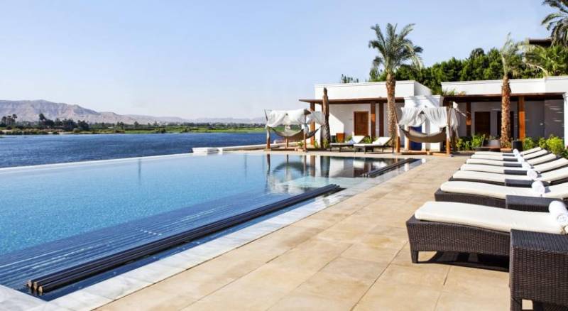 Hilton Luxor Resort & Spa