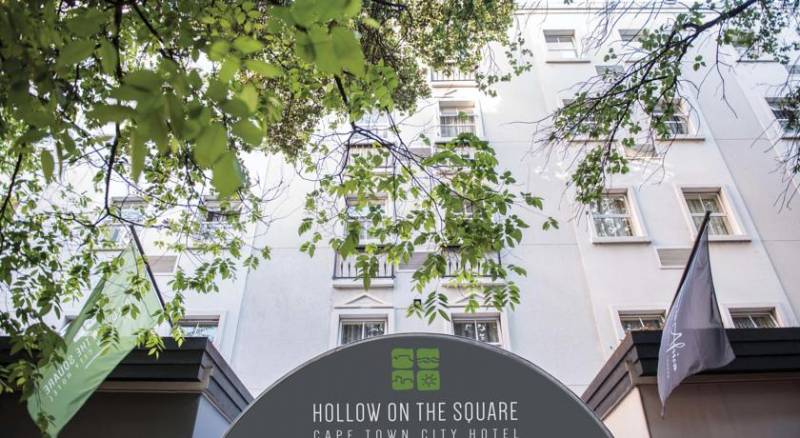 Hollow on the Square Hotel & Suites