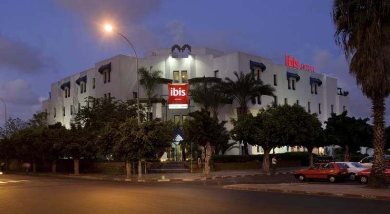 Ibis Gare Casa Voyageurs