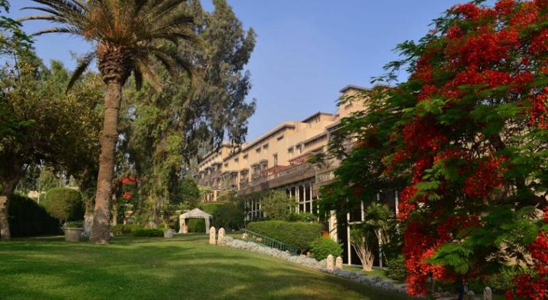 Mena House Hotel (Formerly Mena House Oberoi)