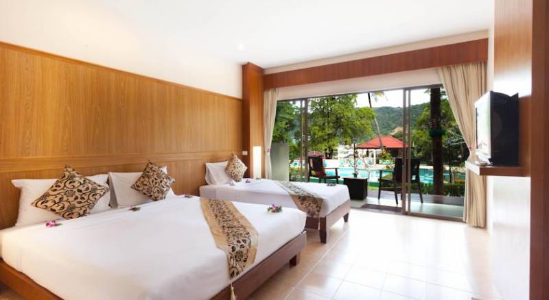 Patong Lodge Hotel