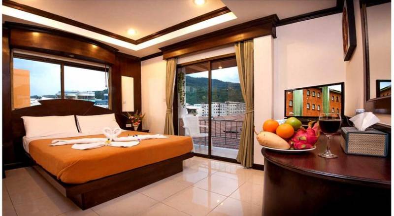 Phuket Paradise Hotel