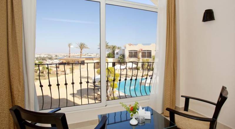 Royal Oasis Naama bay Resort