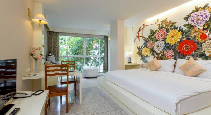 Sino House Phuket Hotel