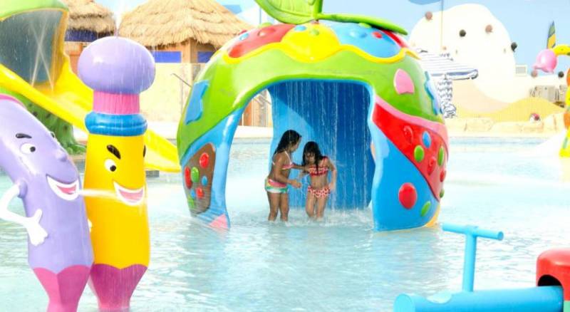 Teda Swiss Inn Plaza Hotel & Aqua Park