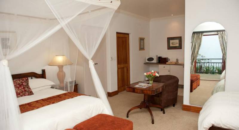 Val Du Charron Guest House & Wine Estate