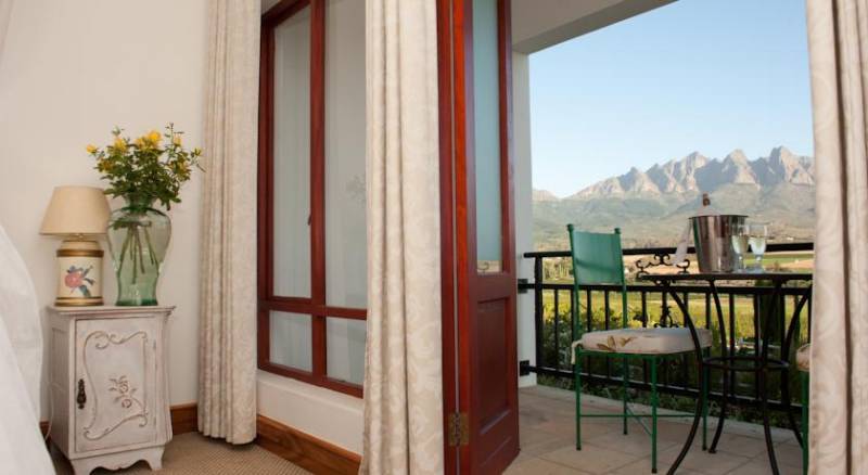 Val Du Charron Guest House & Wine Estate