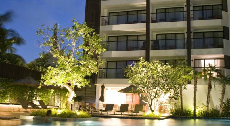 Woodlands Suites Serviced Residences