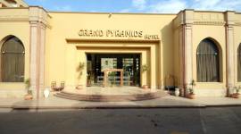 Grand Pyramids Hotel