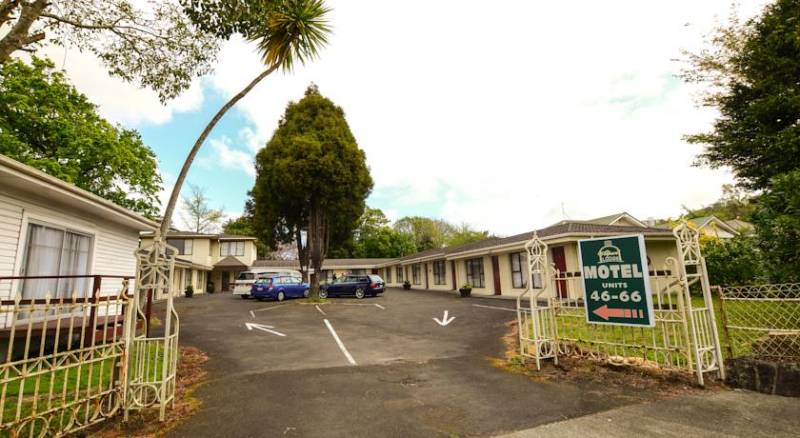 Alpers Lodge & Conference Centre