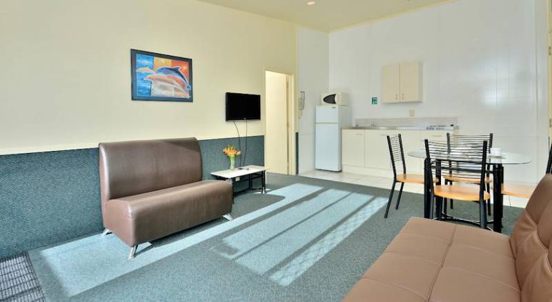 Auckland Northshore Motels & Holiday Park