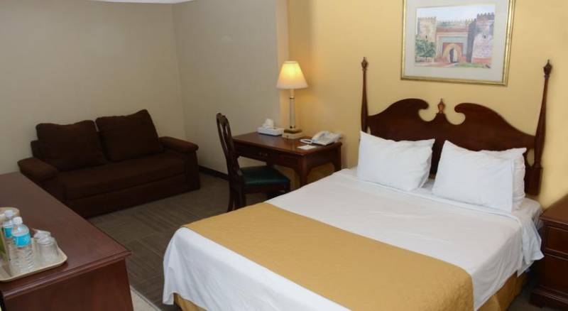 Best Western Plaza Monterrey