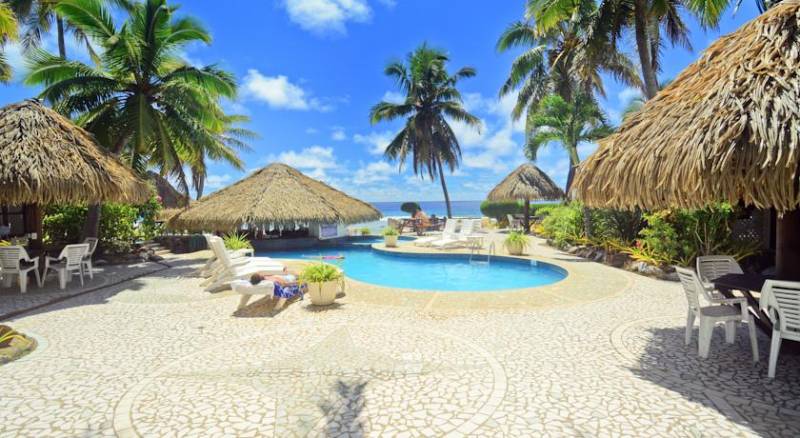 Club Raro Resort