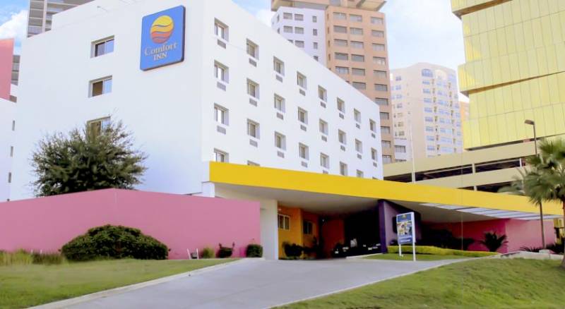 Comfort Inn Monterrey Valle