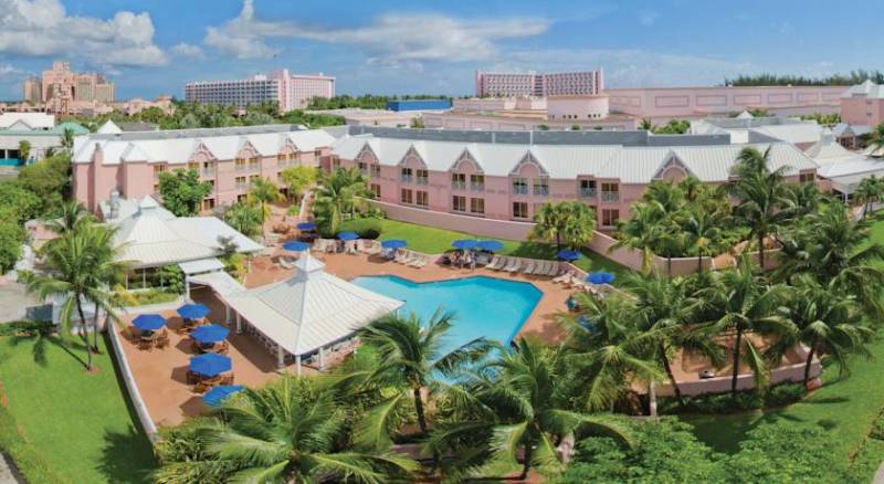 Comfort Suites Paradise Island