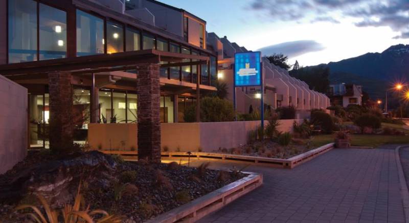 Copthorne Hotel & Apartments Queenstown Lakeview