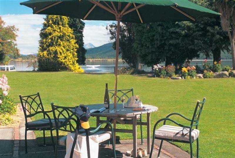 Distinction Te Anau Hotel & Villas