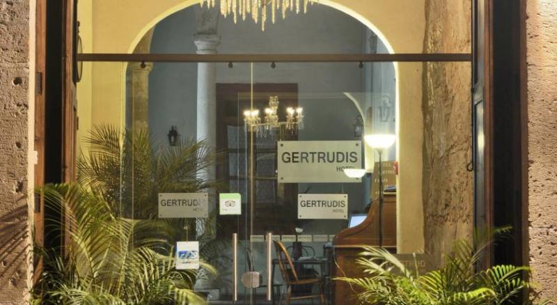 Gertrudis Hotel