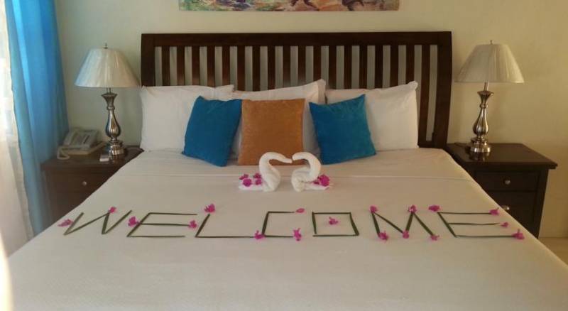 Grooms Beach Villa & Resort