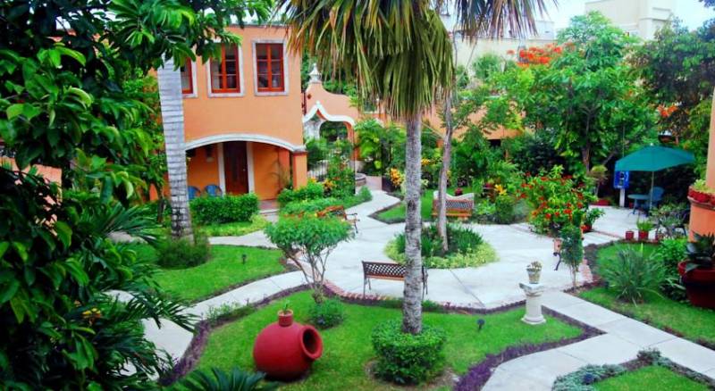 Hacienda San Miguel Hotel & Suites