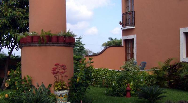 Hacienda San Miguel Hotel & Suites