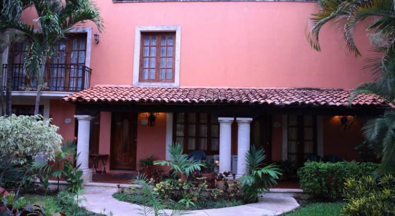 Hacienda San Miguel Hotel & Suites