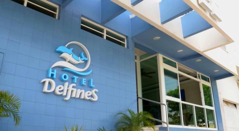 Hotel Delfines