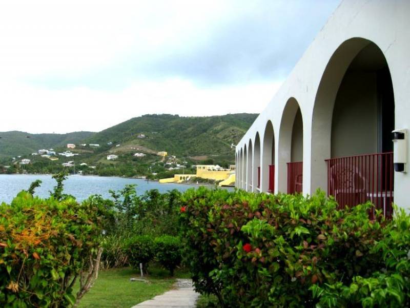 Hotel on the Cay