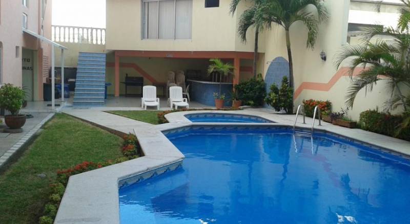 Hotel Plaza Jardin