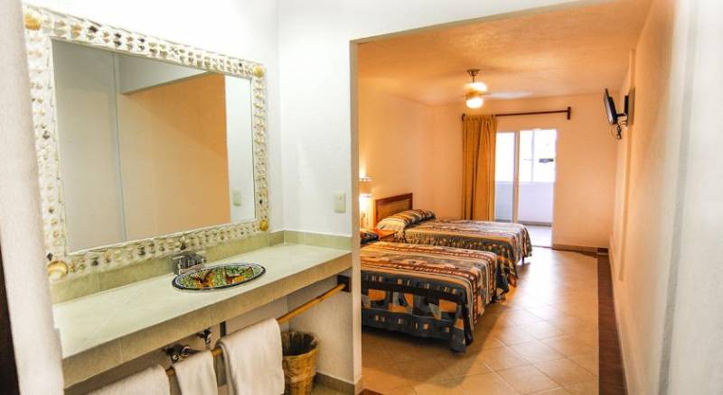 Hotel Suites Ixtapa Plaza