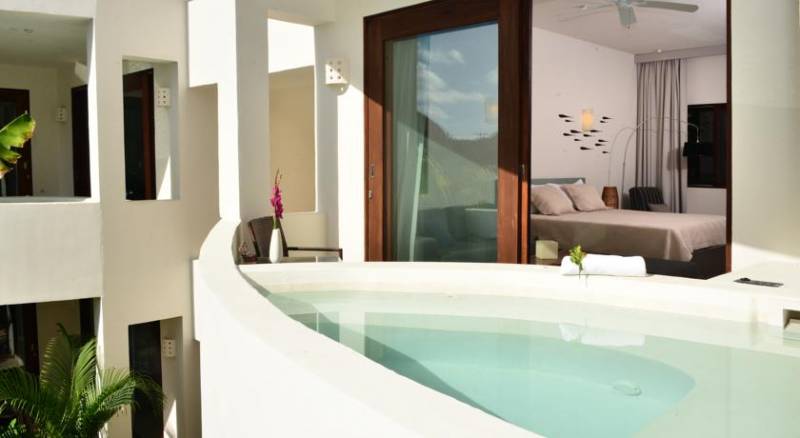 Intima Resort Tulum Adults Only