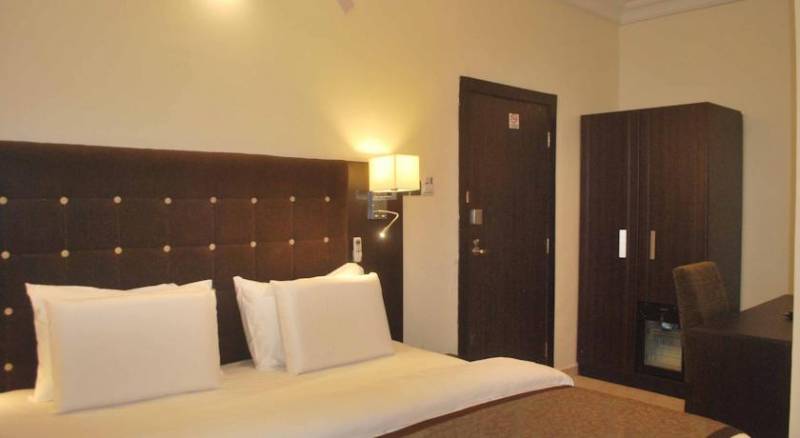 Lakeem Suites Ikoyi