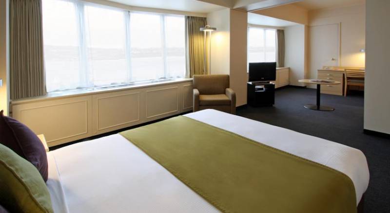 Mercure Auckland