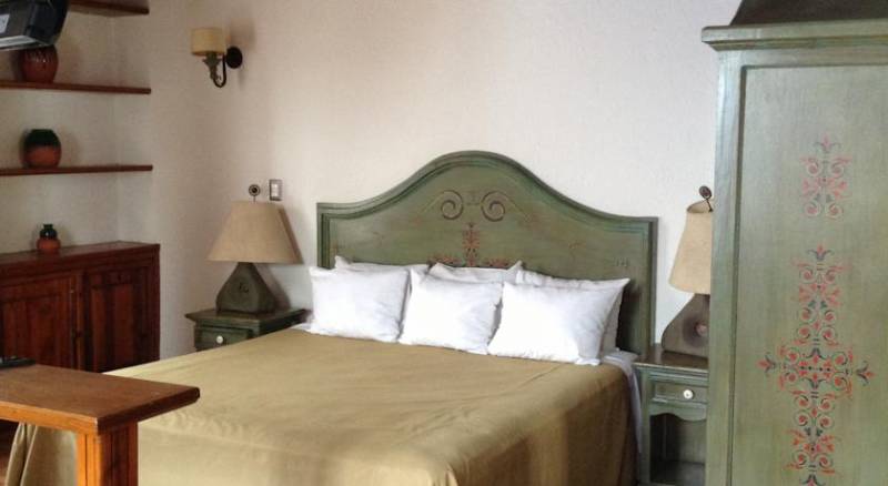 Meson de la Merced Hotel & Suites