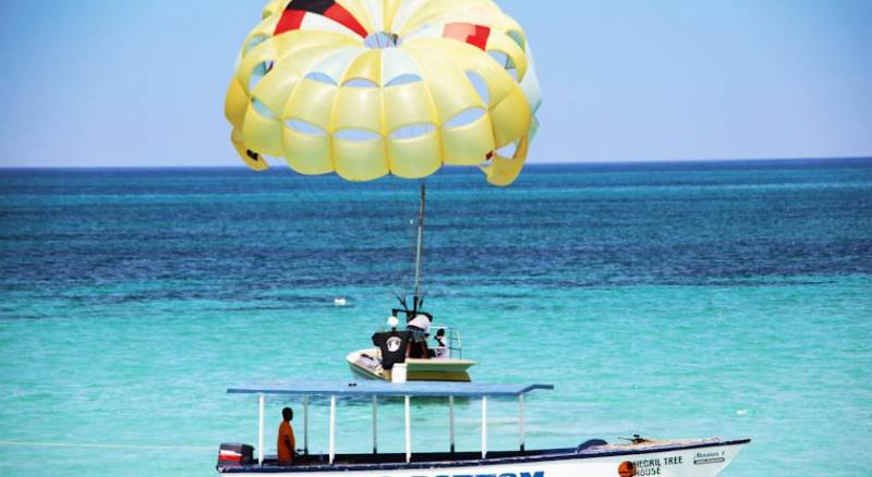 Negril Treehouse Resort