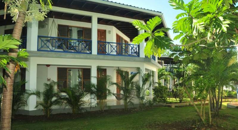 Negril Treehouse Resort