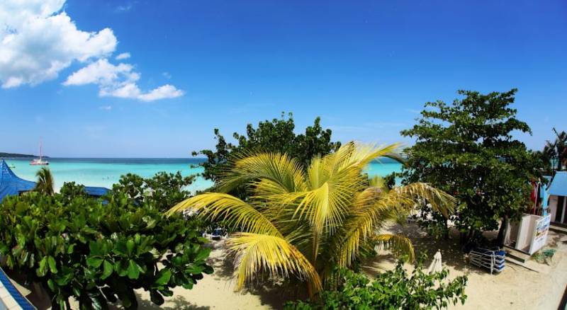 Negril Treehouse Resort