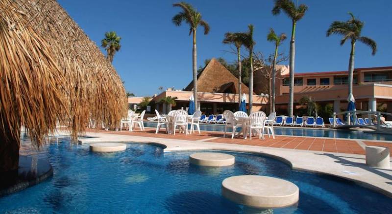 Omni Puerto Aventuras Beach Resort