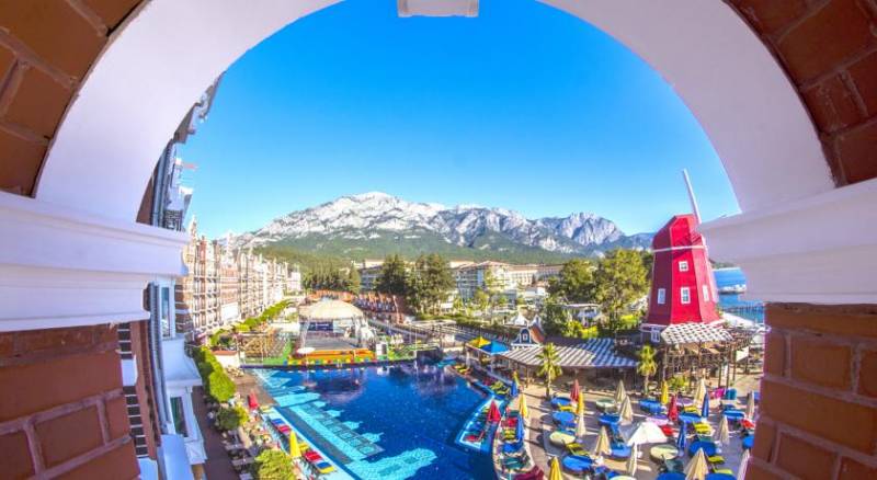 Orange County Resort Hotel Kemer