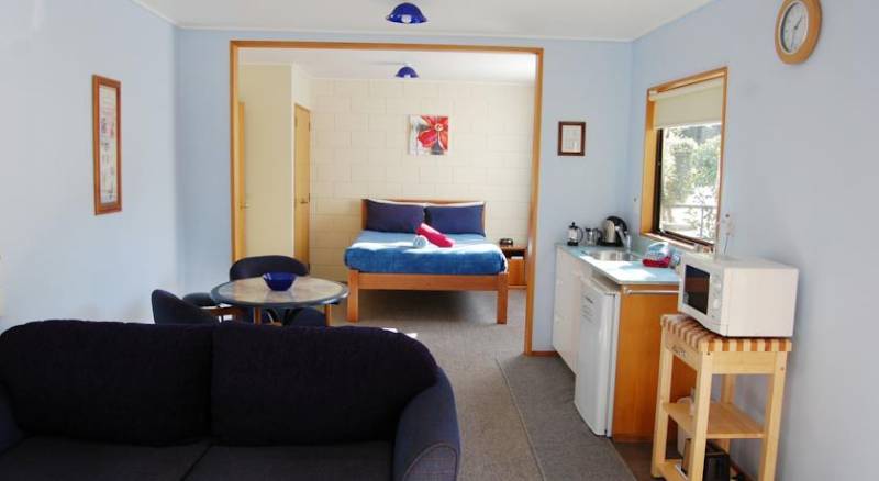 Queenstown Holiday Park & Motels Creeksyde