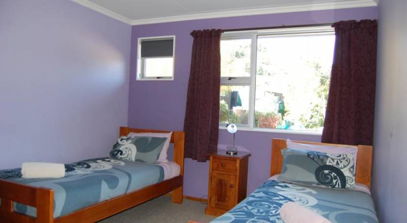 Queenstown Holiday Park & Motels Creeksyde