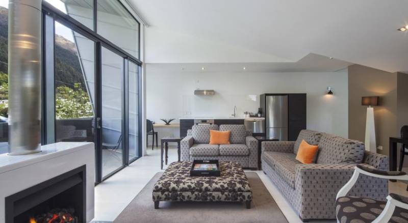 Queenstown Park Boutique Hotel