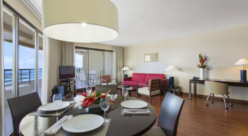 Ramada Hotel and Suites Noumea