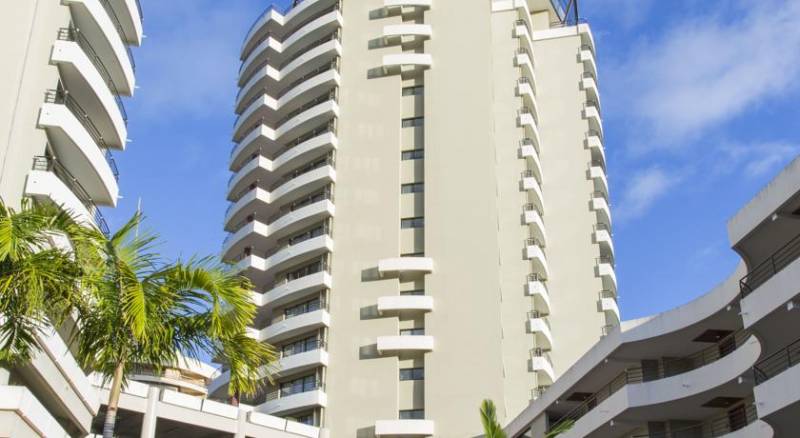 Ramada Hotel and Suites Noumea